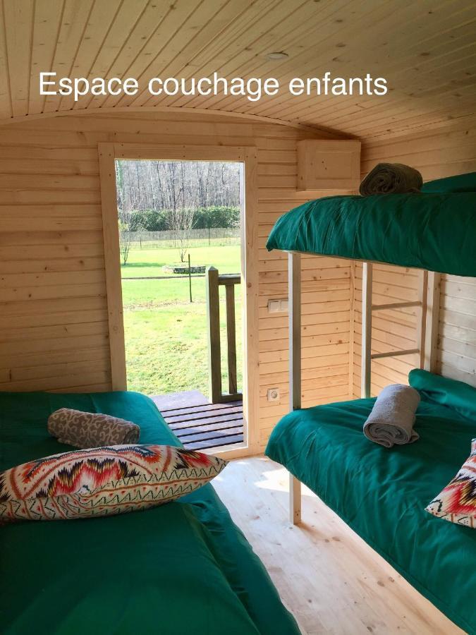 Roulottes Du Chalet Des Pins Rougeou ภายนอก รูปภาพ
